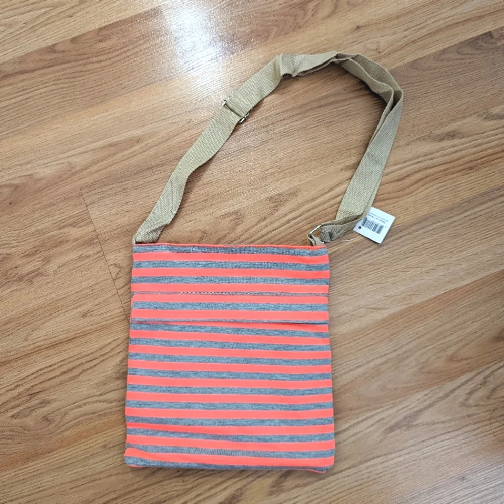 4/$20 Lightweight Small Bright Coral and Gray Crossbody Bag